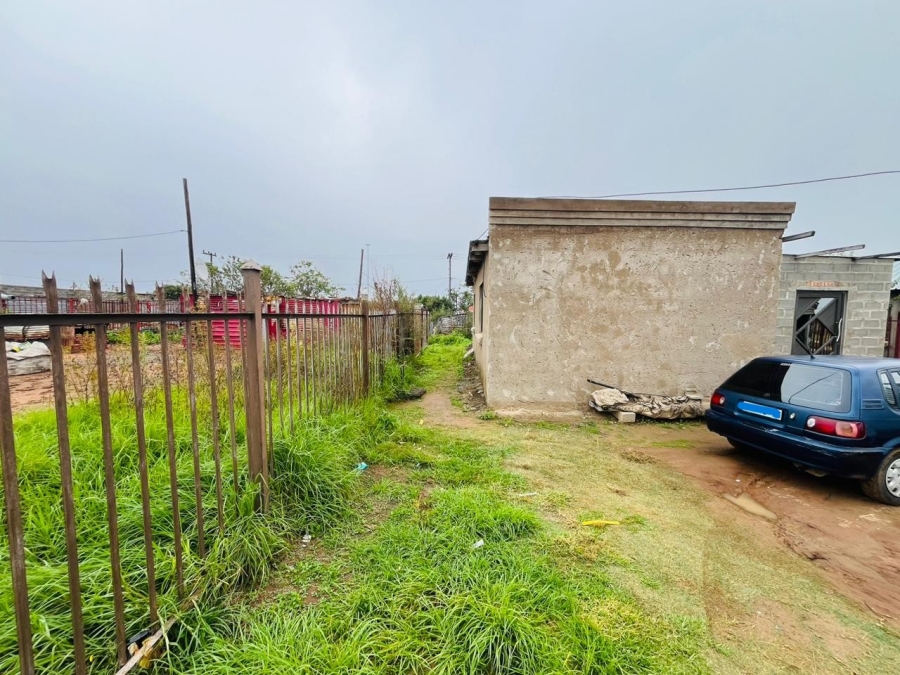 2 Bedroom Property for Sale in Caleb Motsoabi Free State